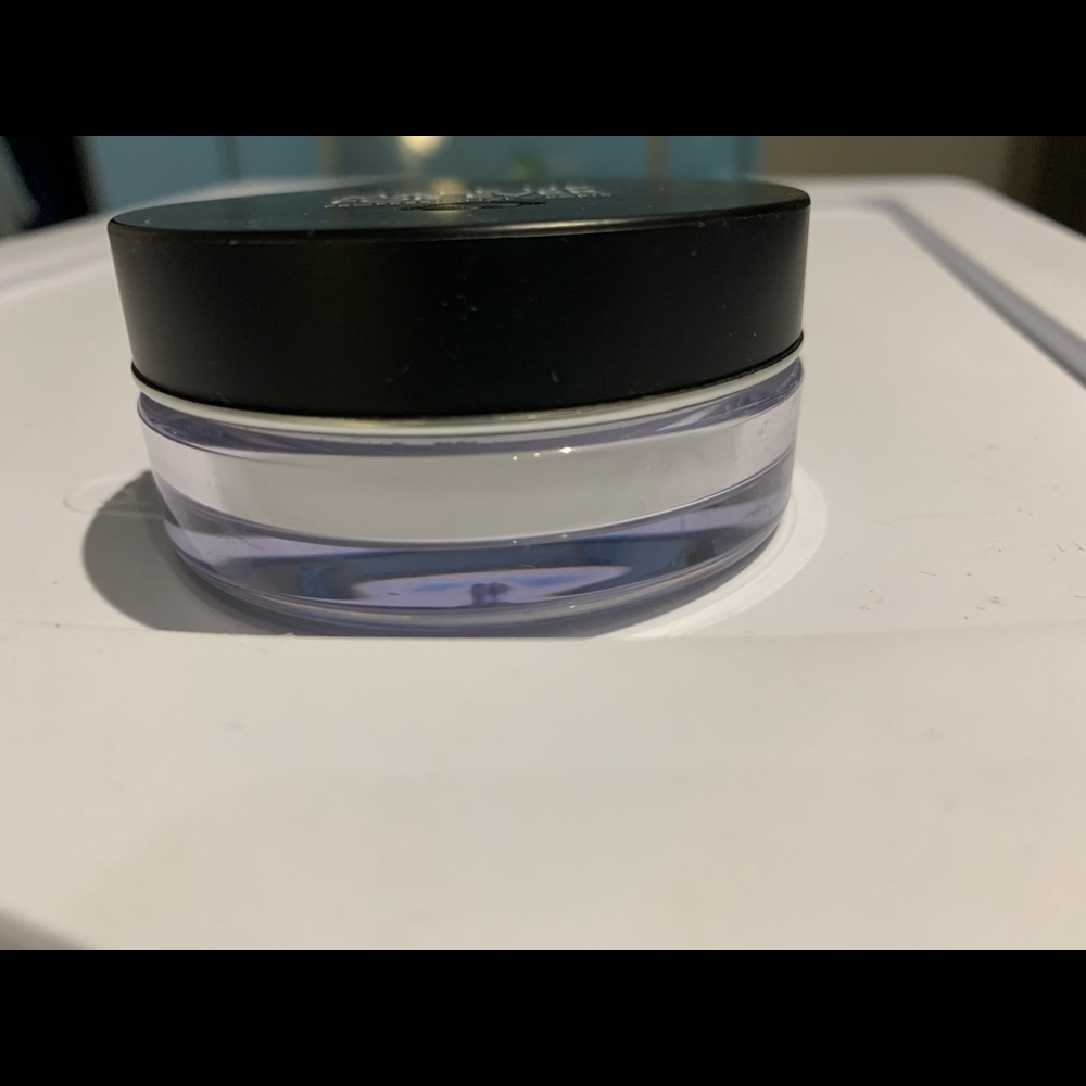 Makeup for ever loose powder
